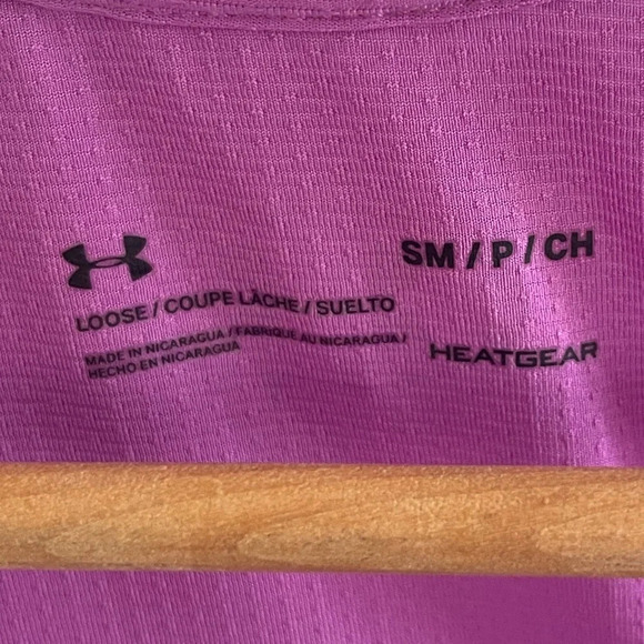 Women’s Under Armour purple racerback tank top Small - Picture 3 of 3